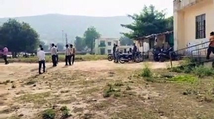 Video : युवक-युवती ने खाया विषाक्त, युवती की मौत