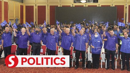 Télécharger la video: GE15: Barisan Nasional unveils candidates