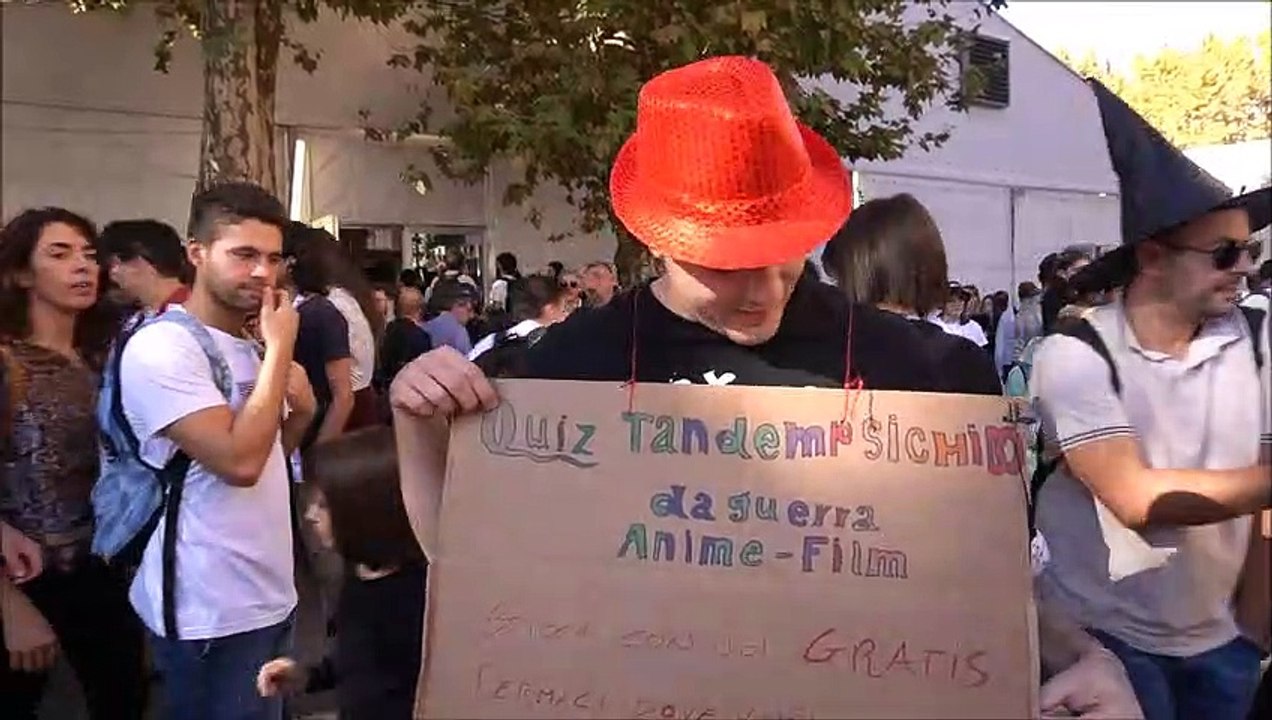 Lucca Comics, due ragazzi si inventano il quiz da strada a tema anime