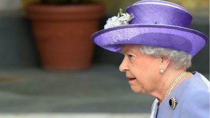 Voici - Elizabeth II “terrifiée” : ce jour où elle a vu le fantôme de sa mère au château de Windsor