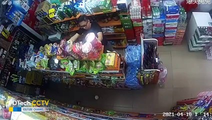 Hahaha! Nonton Video Lucu Ini !!, Bersiaplah Ketawa Ngakak | Funny Videos | Rekaman CCTV