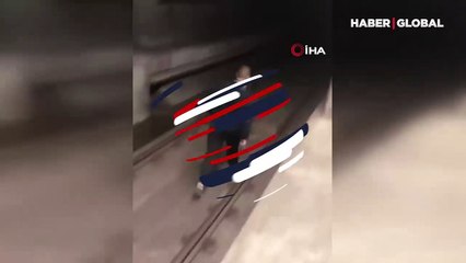 Tramvay hattında oynadıkları 'ilginç oyun' şaşkınlık yarattı!