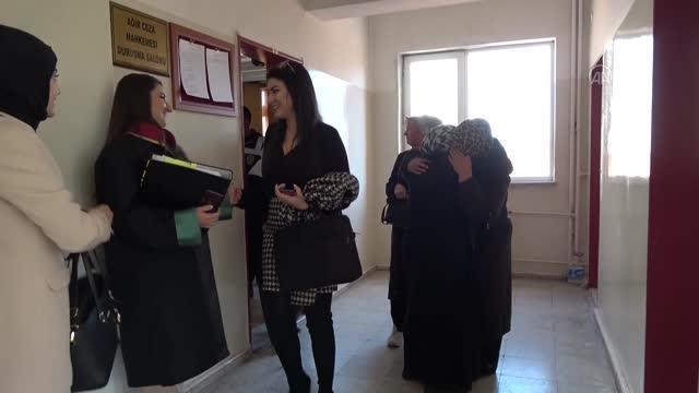 Şiddet uygulayan kocasını öldürmesi Meşru Müdafaa sayılan kadına ceza verilmedi