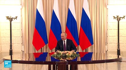 بوتين يدعو كييف لضمان سلامة حركة الملاحة