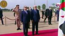 الرئيس السيسي يصل إلى الجزائر للمشاركة بالقمة العربية