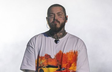 Post Malone révéle le sexe du bébé d’un fan lors de son concert