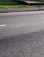 Homem pula de ponte em Juiz de Fora gritando ‘Exército, salve o Brasil’