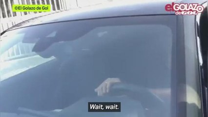 Ouch! Barcelona’s Araujo accidentally runs over fan’s foot