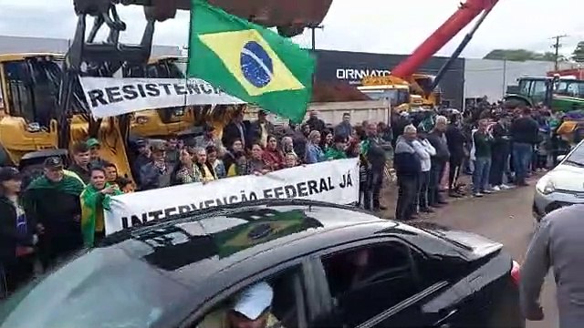 Polícia Rodoviária atualiza situação de pontos de manifestações na PR-323 e outras rodovias