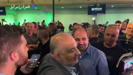 منصور عباس يقول إن العرب "السلبيين" وراء عودة نتانياهو الوشيكة إلى السلطة