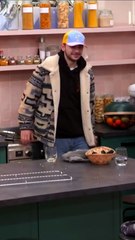 SA10le1NOV Parodie des soap opéra par Stan, Carla et Julien