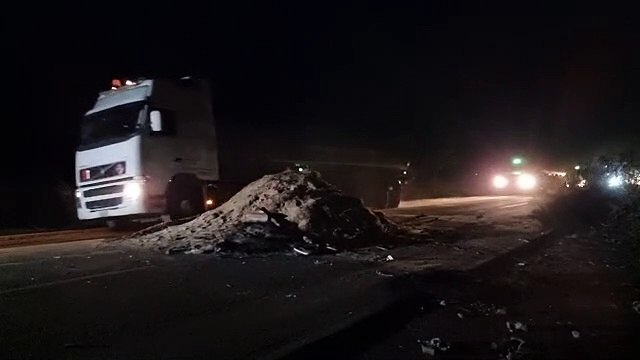 Abandonan cerco en Pedro Lorenzo y camiones vuelven a circular con normalidad