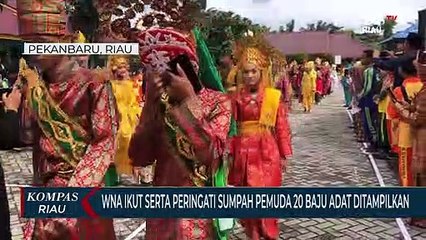 WNA Ikut Serta Peringati Sumpah Pemuda 20 Baju Adat Ditampilkan