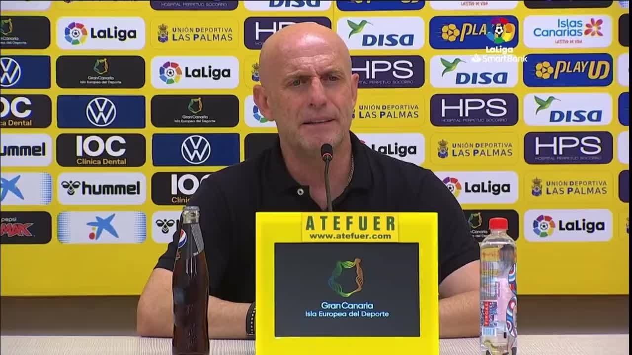 El tremendo discurso del entrenador del Burgos sobre el estilo