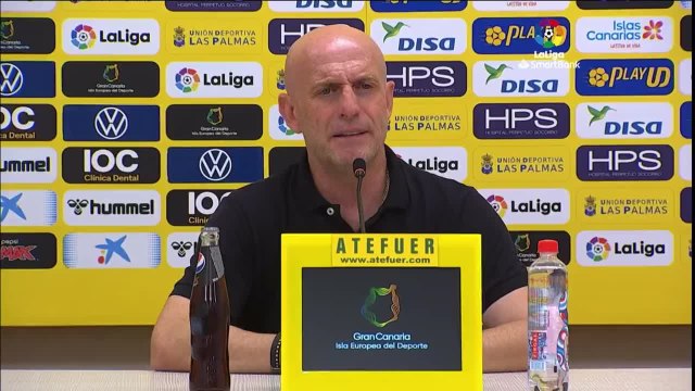 El tremendo discurso del entrenador del Burgos sobre el estilo