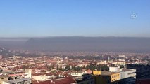 Bursa'da gökyüzünü yoğun duman kapladı! Kentin birçok noktasından görülüyor