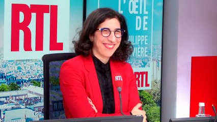 "Jack Lang, toujours tiré à 12 épingles : 4 pour le costume 8 pour le lifting"