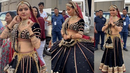 Rubina Dilaik ने 31 किलो के घागरे में दिया Pose, Jhalak Dikhhla jaa के set पर हुई Spot! FilmiBeat