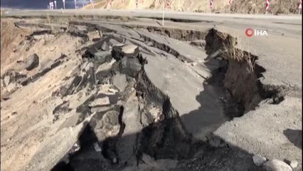 Ardahan-Göle karayolunda göçük meydana geldi