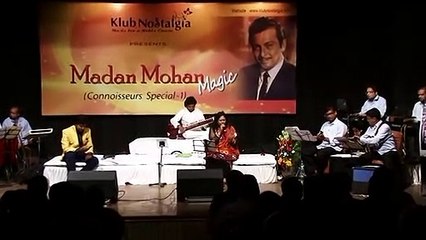 Zara Si Aahat Hoti Hai | Moods Of Lata | Shailaja Subramanian Live Cover Performing Song ❤❤