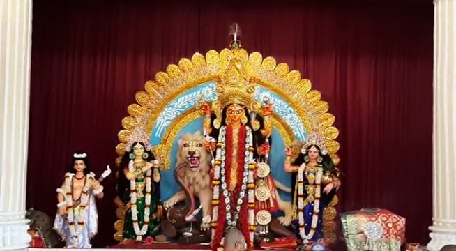 মহাসমারোহে পালিত হচ্ছে বেলুড়, জয়রামবাটিতে জগদ্ধাত্রী পুজো | Oneindia Bengali