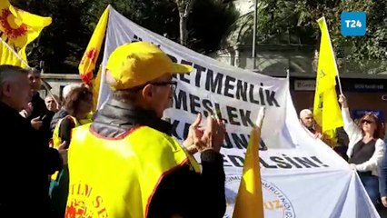 İstanbul'da iş bırakan öğretmenlere polis engeli