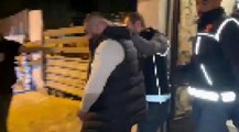 İzmir'de zehir evine polis baskını