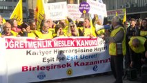 Eğitim Sendikaları, Öğretmenlik Meslek Kanunu ile Kariyer Basamağı Sınavının İptali İçin Ankara'da İş Bırakma Eylemi Yaptı
