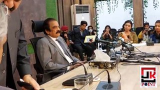 Rana Sanaullah's answer to the journalist's question about the threat of martial law in the country