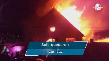 Se quema iglesia de Santa María Tulpetlac en Ecatepec