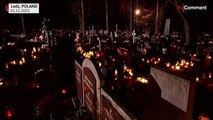 Polacos celebram Dia de Todos os Santos de noite e à luz das velas