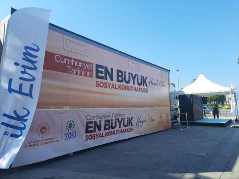 İlk Evim, İlk İş Yerim ile İlk Evim Arsa projelerinin tanıtım tırı Mersin'e geldi