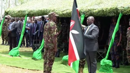 Kenya Devlet Başkanı Ruto, KDC'de görev alacak askerleri uğurlama törenine katıldı