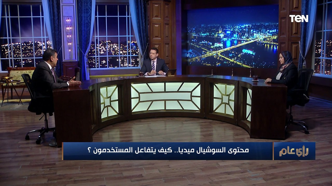 الخبير الإعلامي ياسر عبد العزيز: لا أرى السوشيال ميديا غير مكان يبيع الناس فيه خصوصيتهم مقابل المال