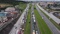 Bolsonaro: 'fechamento de rodovias prejudica direito de ir e vir'
