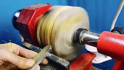 Karya Seni Memanjakan Mata dari Kayu Ini, Sangat Tak Terduga