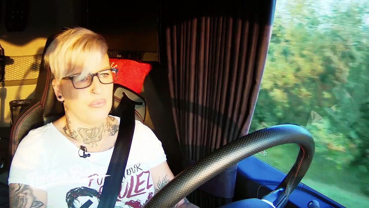 Trucker Babes - 400 PS in Frauenhand Staffel 7 Folge 6 - Part 01 HD Deutsch