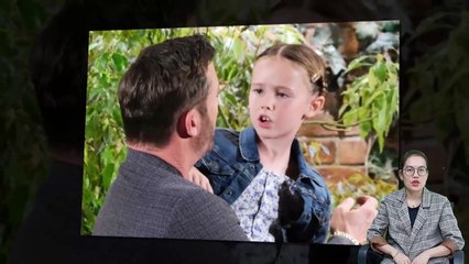 Surprise the person who instigated Rachel with fake news through tissue paper. -