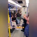 Sosyal medyanın konuştuğu video: İngiltere'de metroya binen Türkler