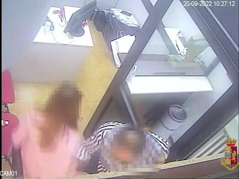 Incinta rapina 30mila euro al Compro oro di Sesto San Giovanni con il compagno: presi