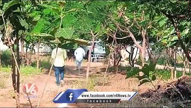 KA Paul Running From Polling Booth | Munugodu ByElection Polling | V6 News