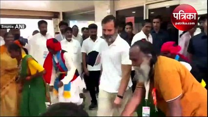 आदिवासी लोक नृत्य 'धीमसा' करने वाले लोगों के साथ जमकर नाचे राहुल गांधी; देखें वीडियो