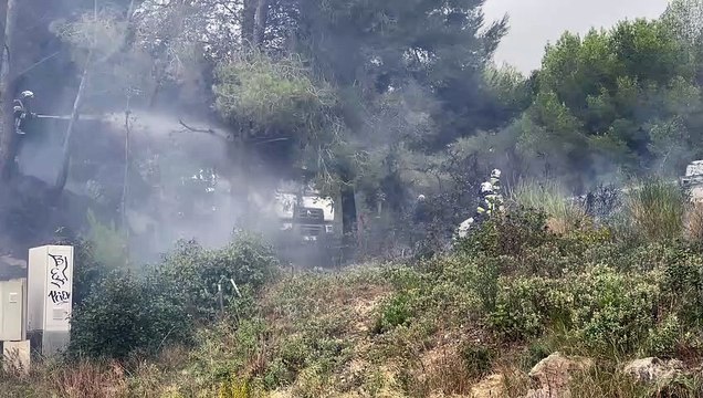 Un camion en feu sur l'A55 dans le sens Chateauneuf-Martigues