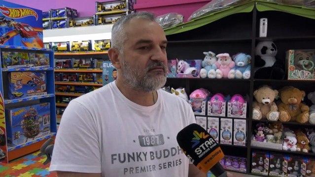 Ανοιχτά τα καταστήματα την Κυριακή