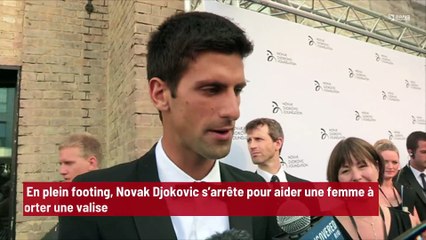 En plein footing, Novak Djokovic s’arrête pour aider une femme à porter une valise !