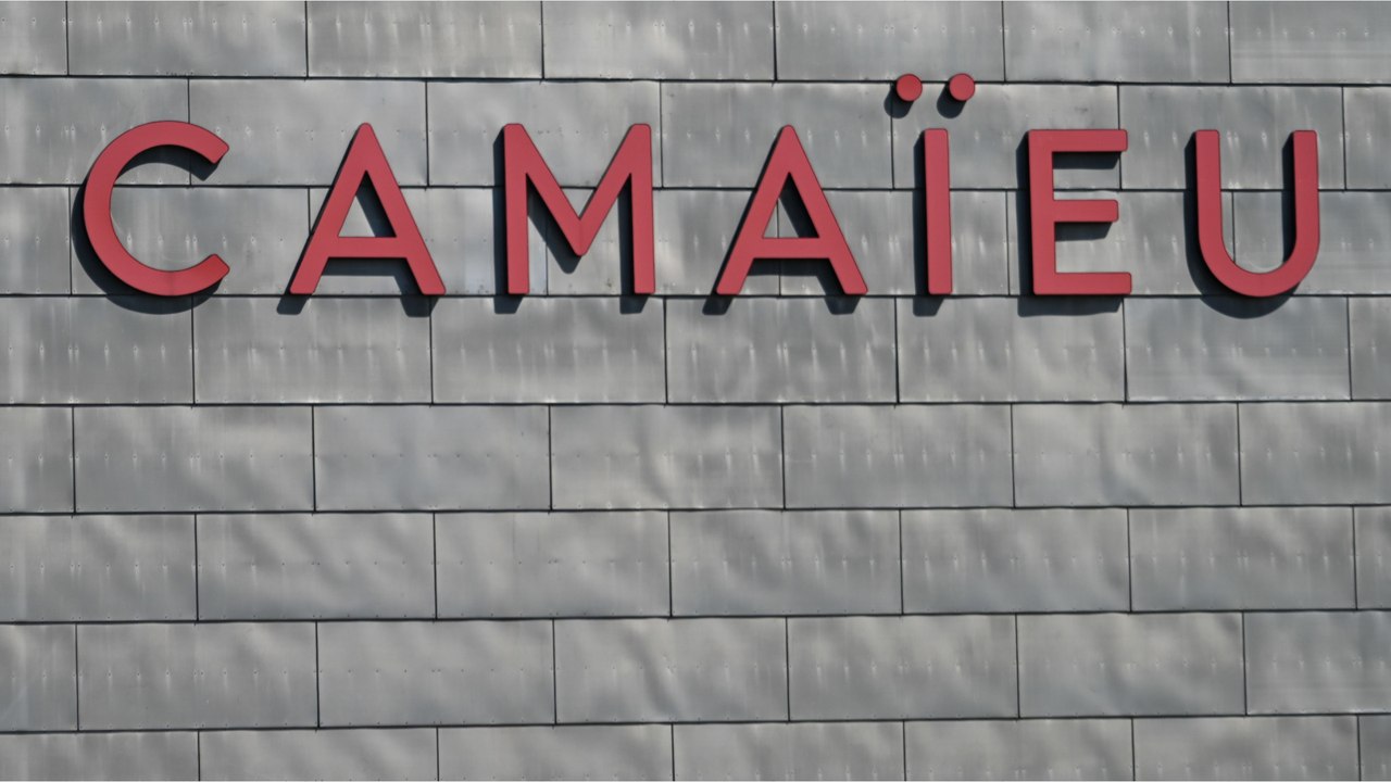 Camaïeu : qui est NOZ, l'entreprise qui a raflé les enchères du stock de vêtements ?