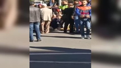 GELİN ARABASININ ÇARPTIĞI YAYA YARALANDI