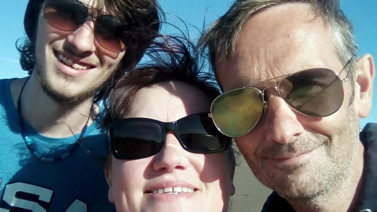 Reported Missing - Se2 - Ep04 HD Watch HD Deutsch