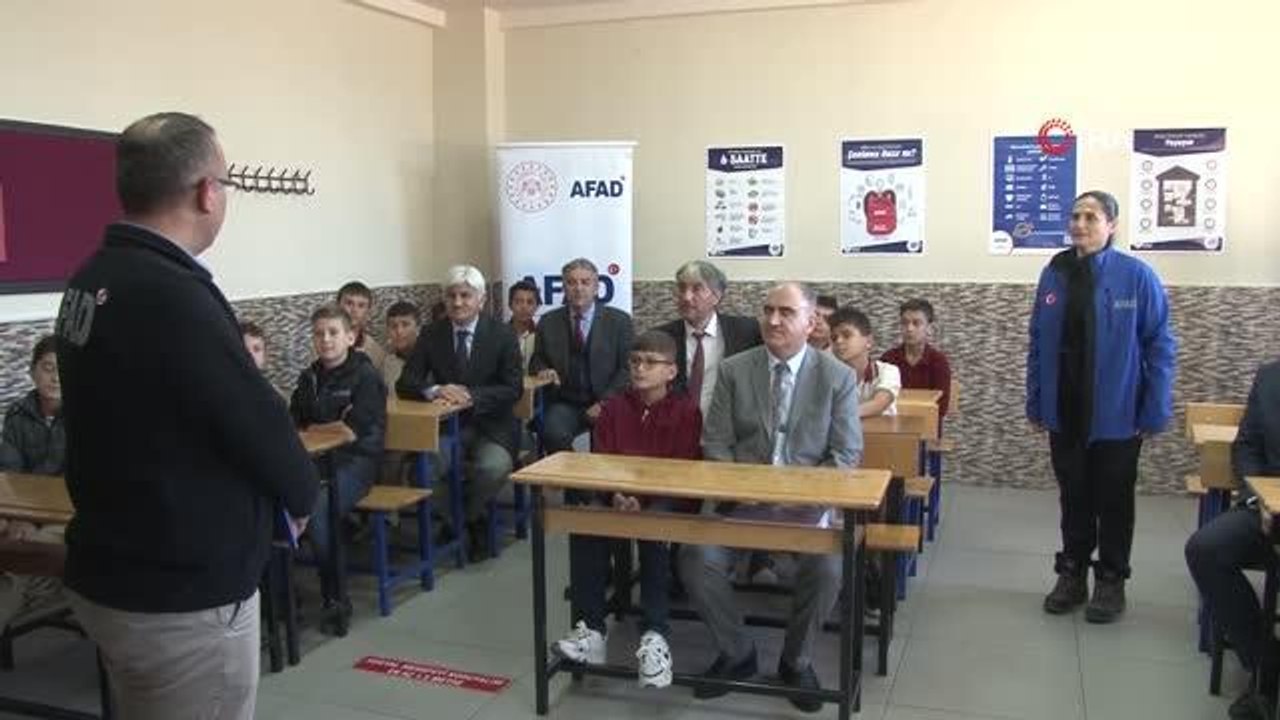 Konya'da 'Deprem Anı ve Tahliye Tatbikatı' gerçekleştirildi