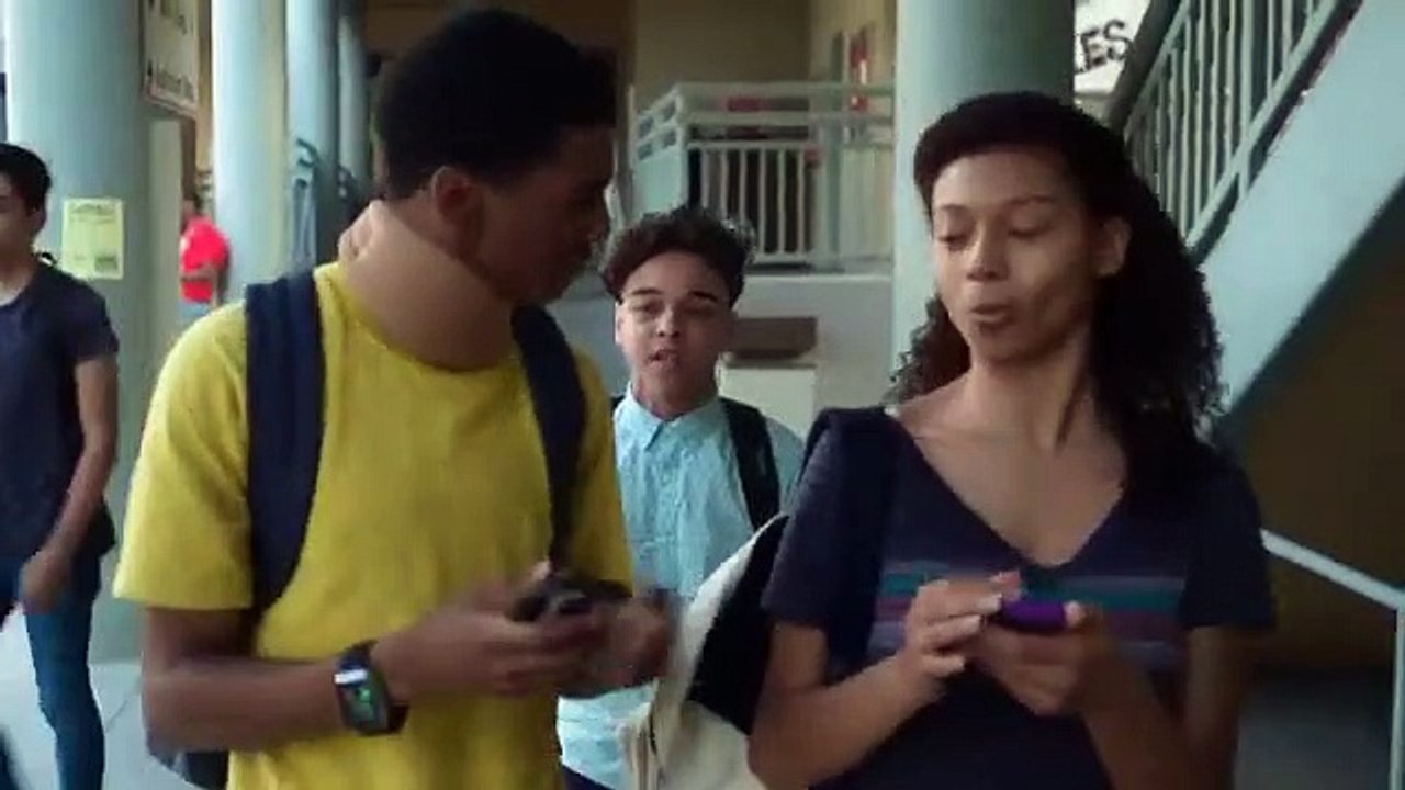 On My Block - Se1 - Ep02 - Chapter Two HD Watch HD Deutsch